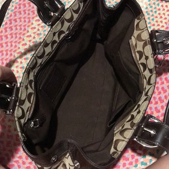 Coach Soho Signature Hobo handbag - Picture 5 of 7